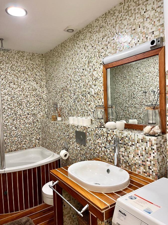 Apartment Delux Rovinj Luaran gambar
